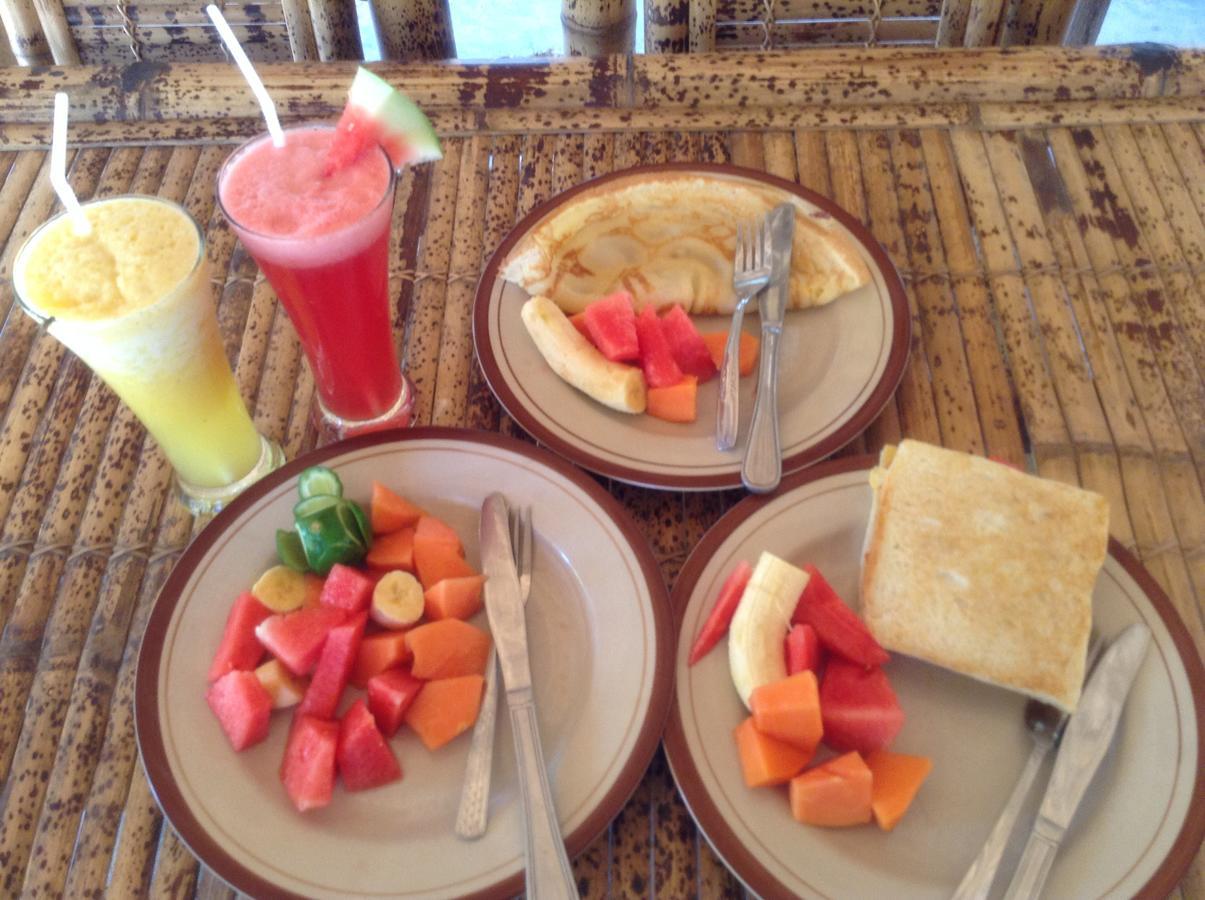 Rasti Homestay Kuta  エクステリア 写真